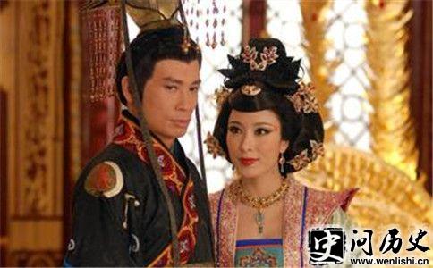 今年最流行发型女性 - 秀发新宠揭秘2023年女孩们心仪的时尚发型