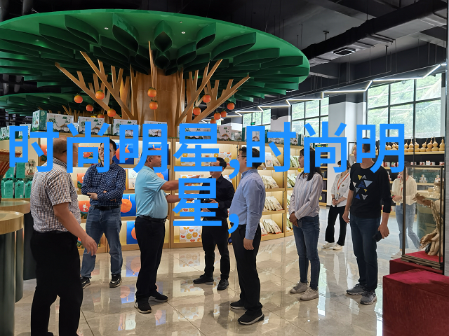母亲与我聊天咖啡店里的秘密