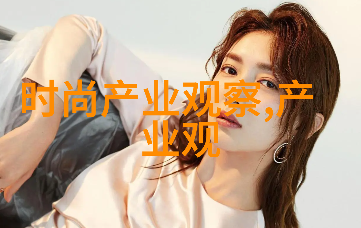 今年卫衣流行什么颜色时尚潮流新趋势