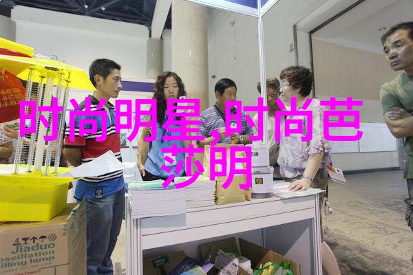 50岁女人时尚发型推荐中长发侧分发短发清爽造型