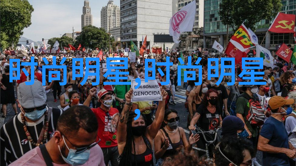 今年最流行的发型剪短与层次造型成新趋势