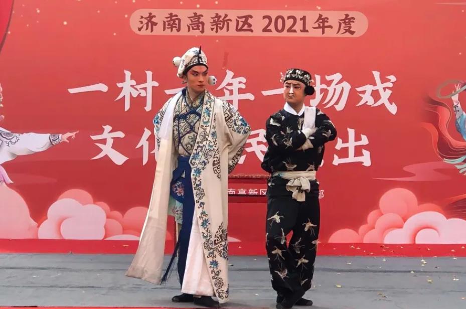 在职业环境中应该如何平衡个人风格与职场形象呢