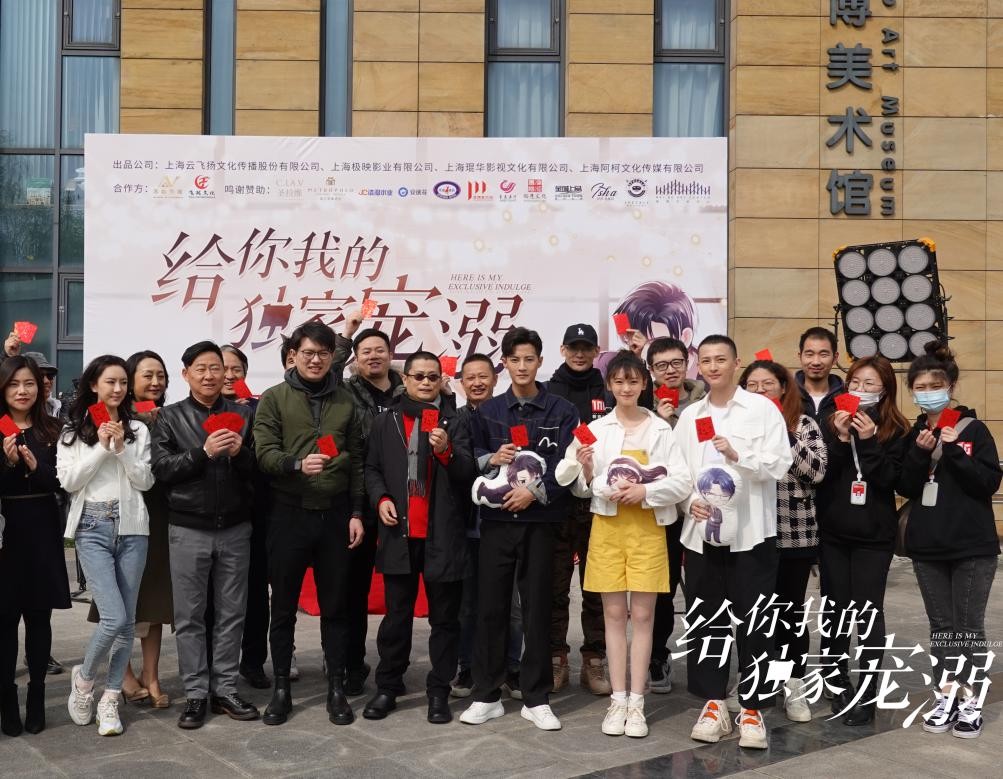 在家自学简易理发需要准备哪些基本工具和材料