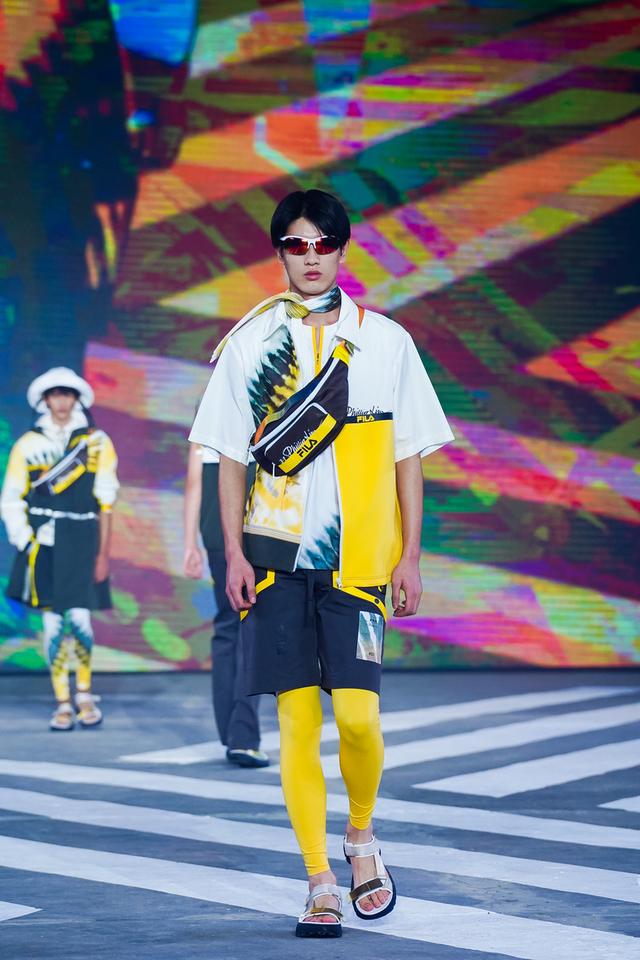 2022短发最新发型女图片-时尚指南探索2022年最流行的短发女孩图片