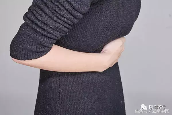 短发时尚趋势今年流行的简约短发造型