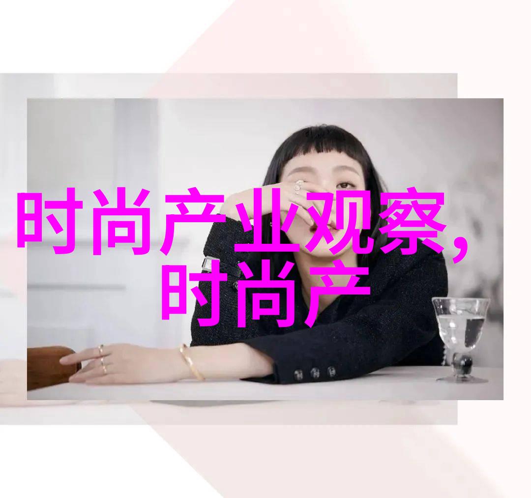 从军官到流行文化军人风格男士头饰的历史演变探究