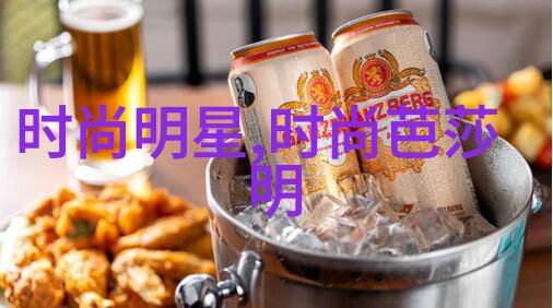 夏季时尚必备轻盈透气的百搭裙和舒适耐穿的运动鞋