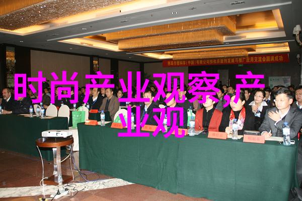 这款四色齐发的伊米妮托特包真不愧是时尚界的小奇迹在这个免费阅读网站上你可以一边享受时尚杂志的精彩内容
