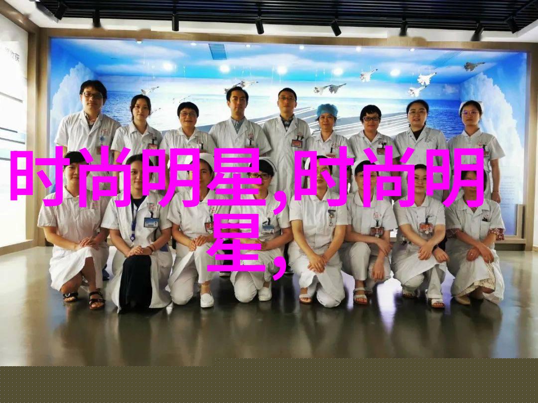 初二英语课代表的胸软软的我是小明我有个啥都不懂的同学名叫小华