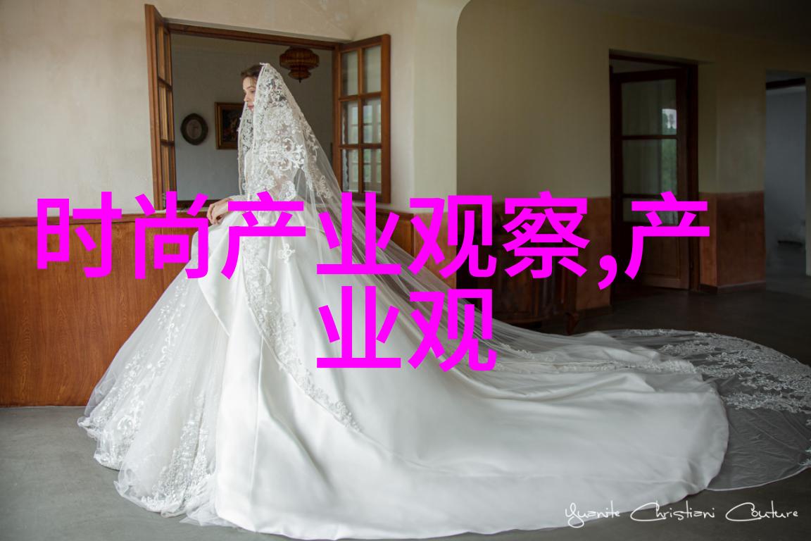气质加身小个子女人如何选择款式让短棉服显瘦又温暖