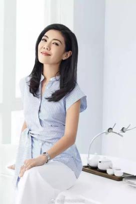 时尚集团总裁、《时尚芭莎》总编辑苏芒/