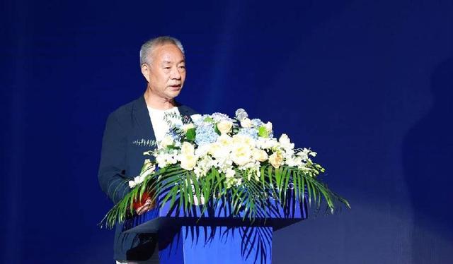 时尚观察员_时尚产业报告_时尚产业观察
